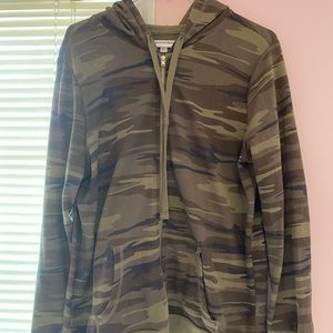 Camo zip up jacket